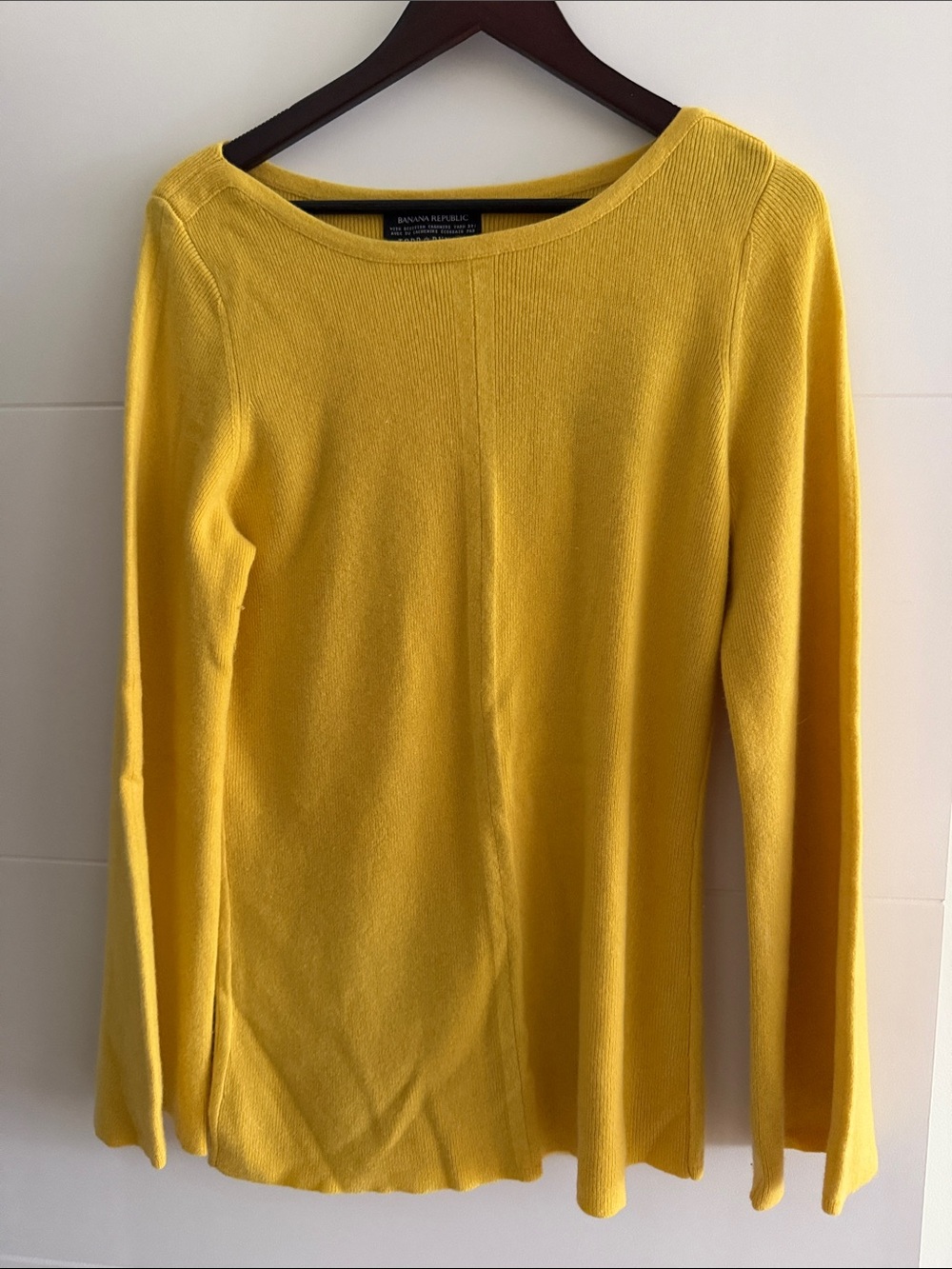 Banana Republic Sunny Yellow 100% cashmere Boatneck Knit Top